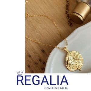 ✨ 18k Gold Vermeil Italian St Silver Necklace w/Hammered Constellation Pendant✨